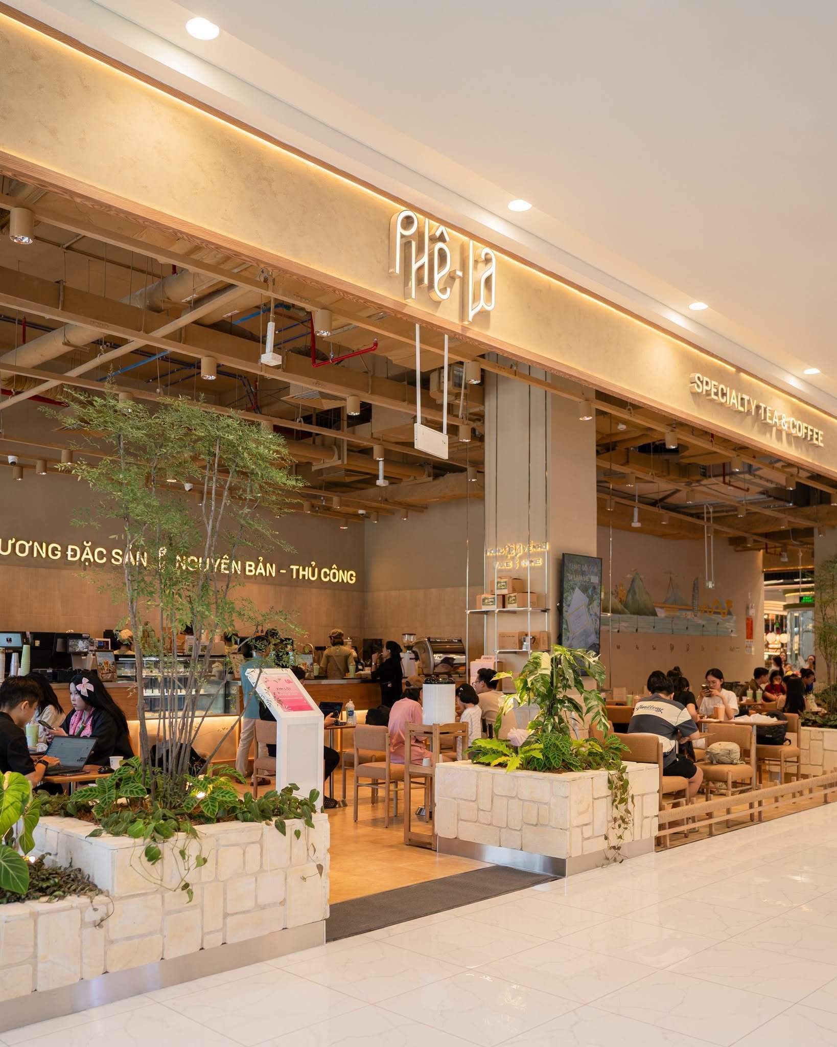 Phê La – AEON MALL – Đà Nẵng